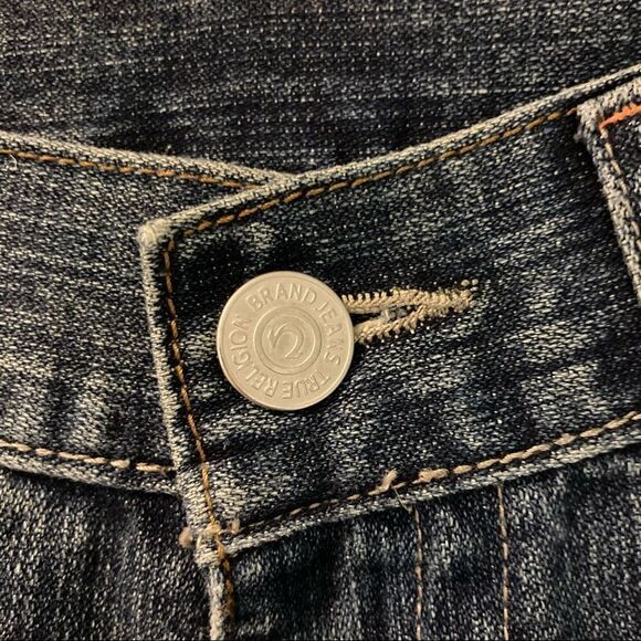 TRUE RELIGION Joey Distressed Wiskering Jeans w/ Embroidered Back Pocket Sz 32 - Picture 6 of 16